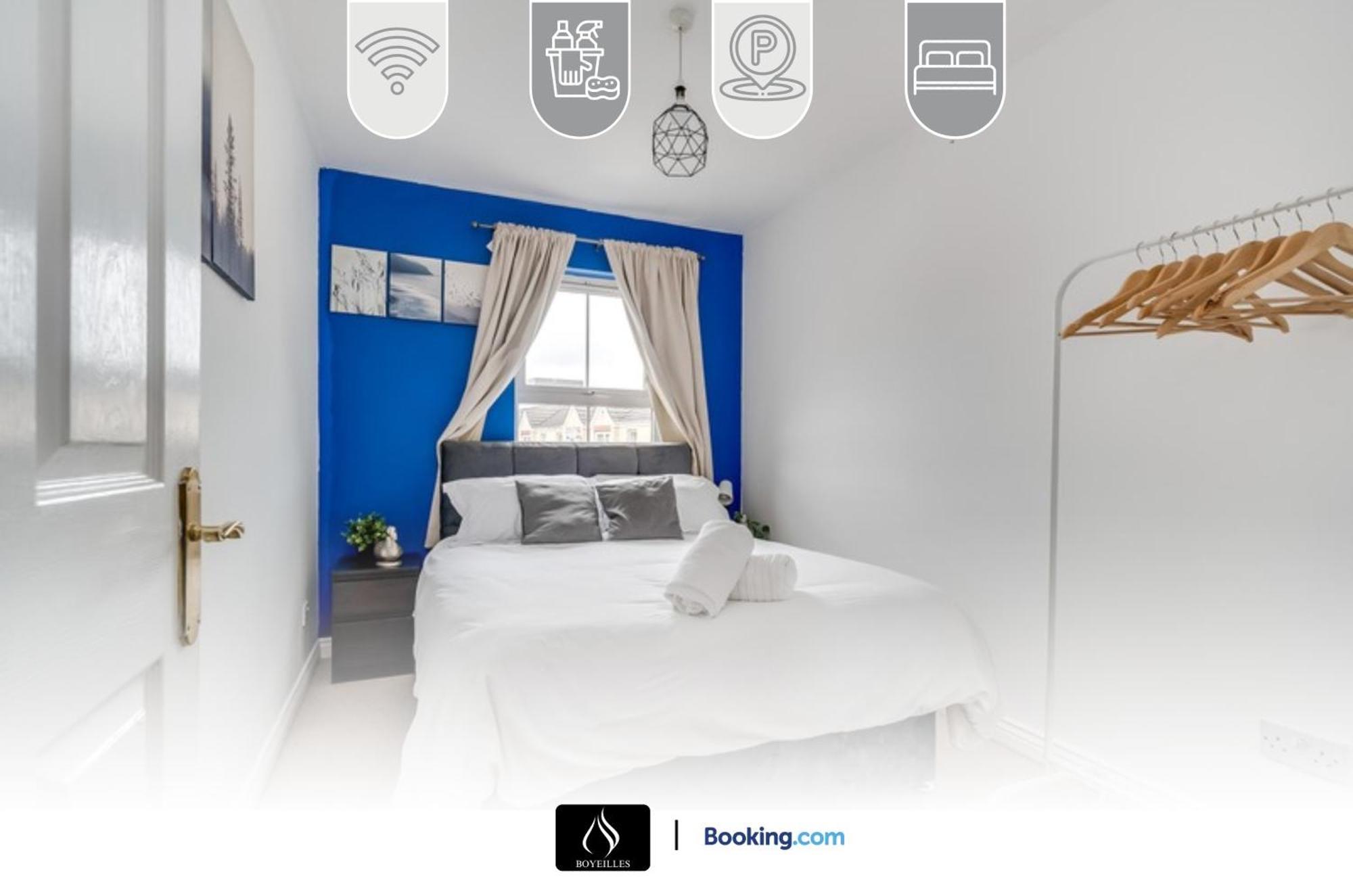2 Bed House By Boyeilles Apartments Short Lets & Serviced Accommodation Belfast With Balcony & Free Parking Bagian luar foto